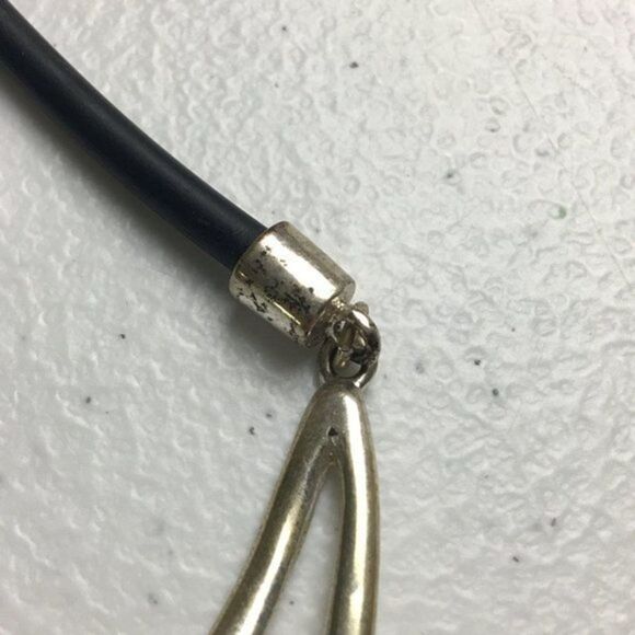 Vintage 1990s Y2K Silver Tone Drop Loop Choker Necklace Rubber Cord - Picture 8 of 14